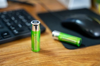 סוללת ליתיום 2000mAh 18650